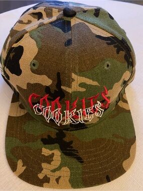 Cookies Camouflage Baseball Cap with Red Embroidered Logo - New without tag